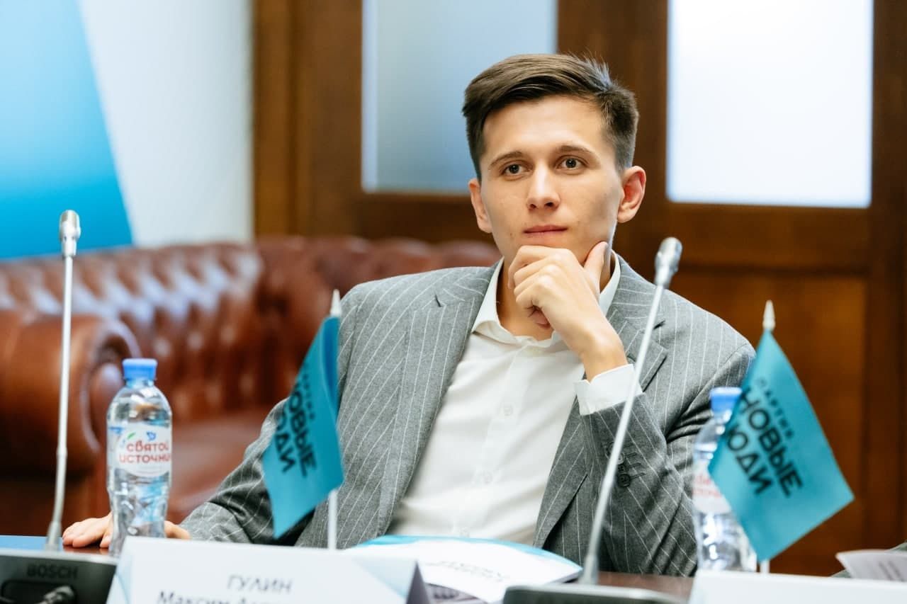 Программа поддержки молодёжи получит три миллиарда рублей дополнительно.