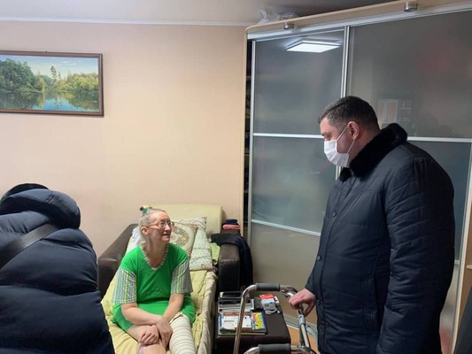 Евгений Ковалев оказал содействие в медицинском обследовании жительнице Саратова для дальнейшего получения ТСР